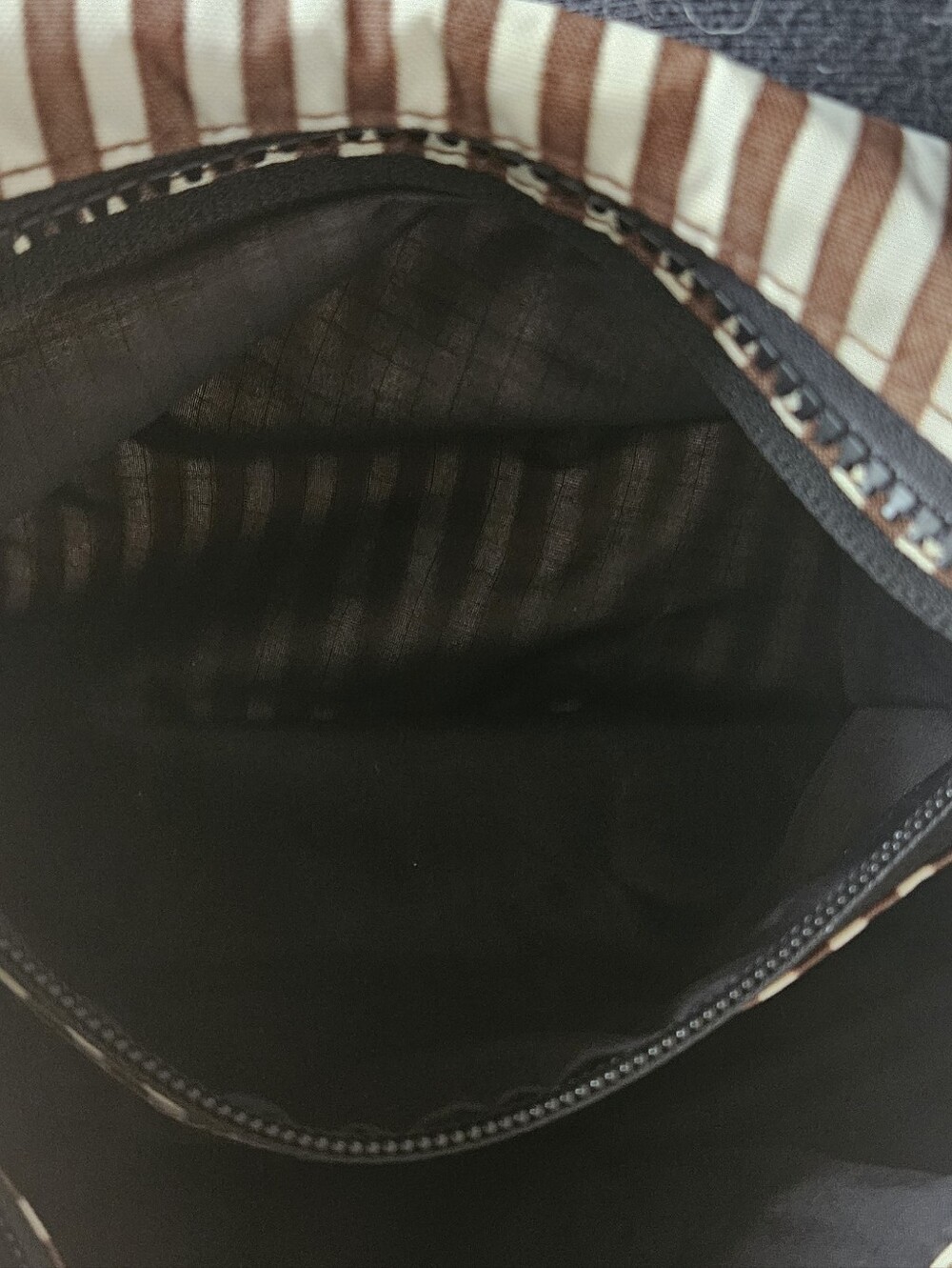 HTF Baggu Brown Stripe Medium Crescent Bag - Picture 6 of 7